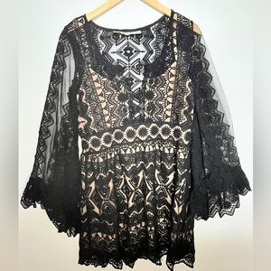 Jen’s Pirate Booty lace dress with lining - Size Medium​​​